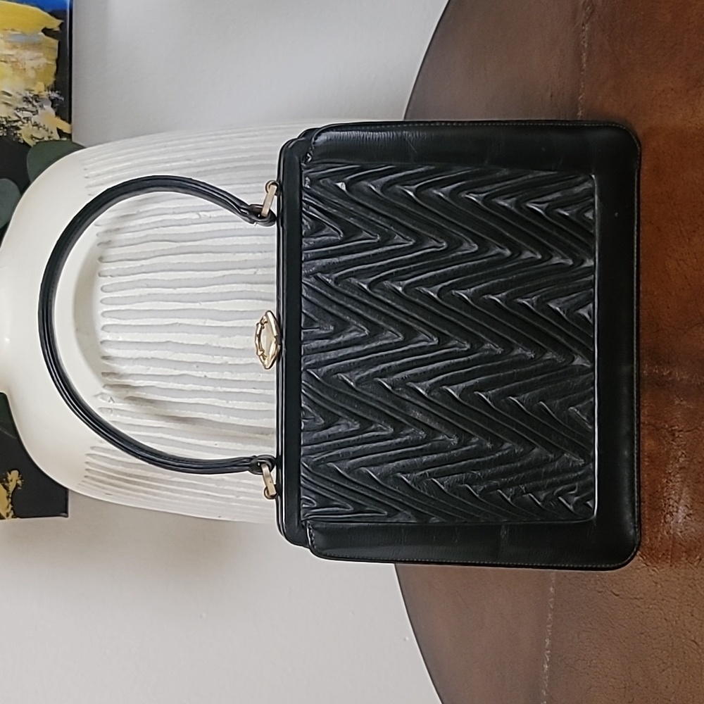 1950 💯 ORIGINALVINTAGE BLACK HANDBAG PRE-OWNED!!!